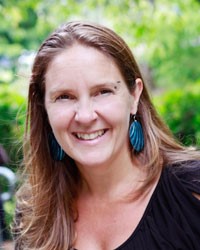 Professor Roslyn Kemp